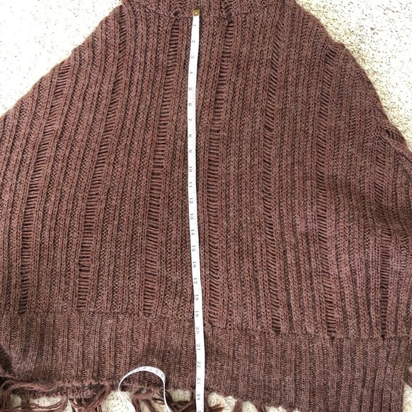 Poncho Sweater Soft Knit Brown Cowl Neck Fringe One Size - Picture 4 of 5